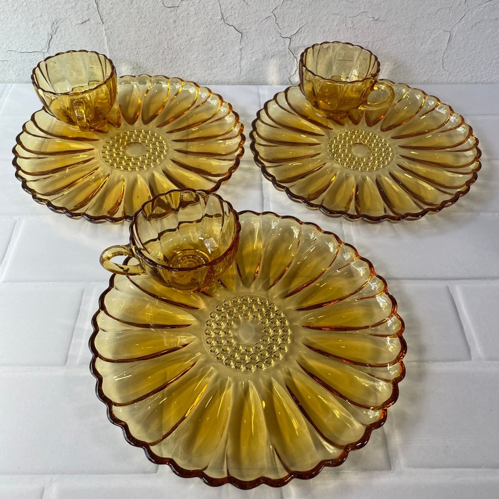 Vintage Hazel Atlas Glass AMBER Yellow Gold Sun Petal Snack Set 3 Plates 3 Cups